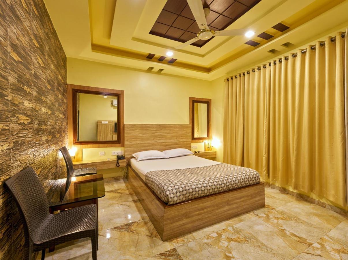 Hotel Saptarang Residency Panhala Exterior foto