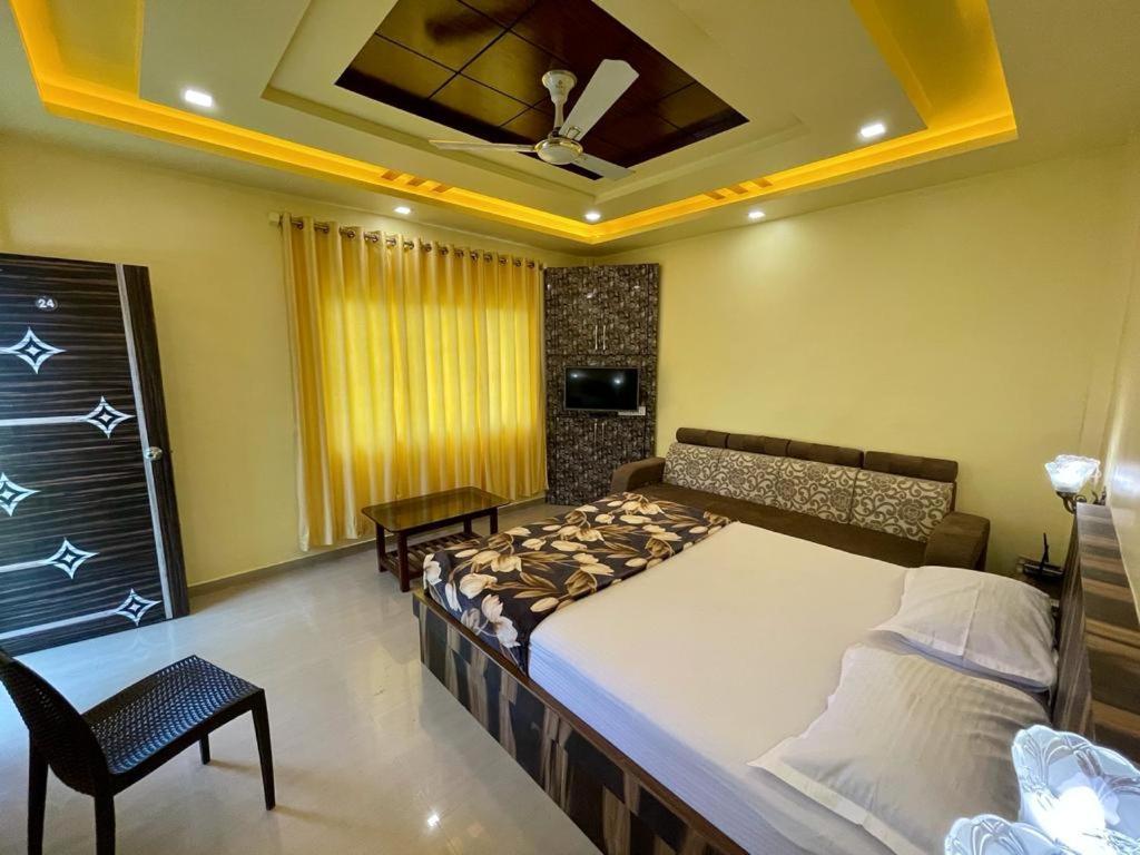 Hotel Saptarang Residency Panhala Exterior foto