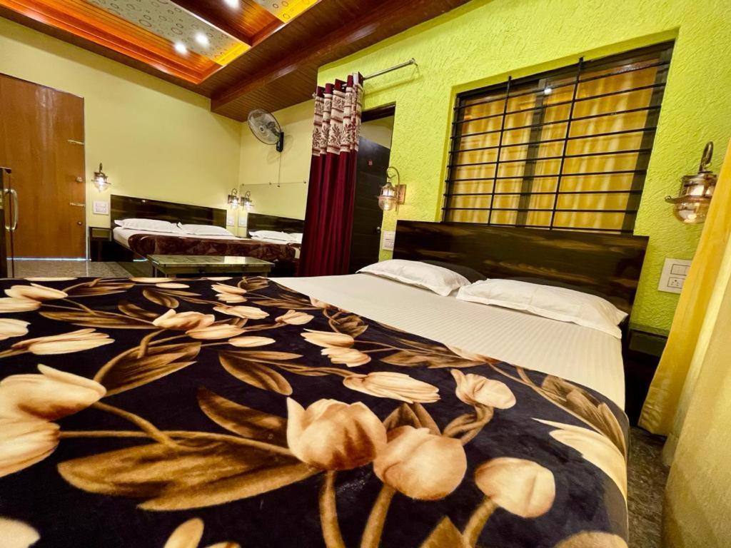 Hotel Saptarang Residency Panhala Exterior foto